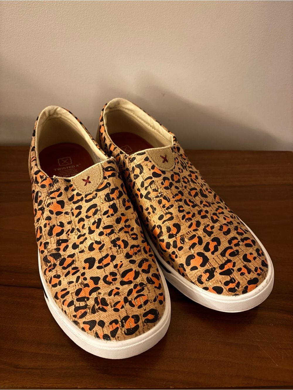 Twisted X Slip On Kicks Leopard Print Cork Honey, Black & Carrot - Picture 6 of 12